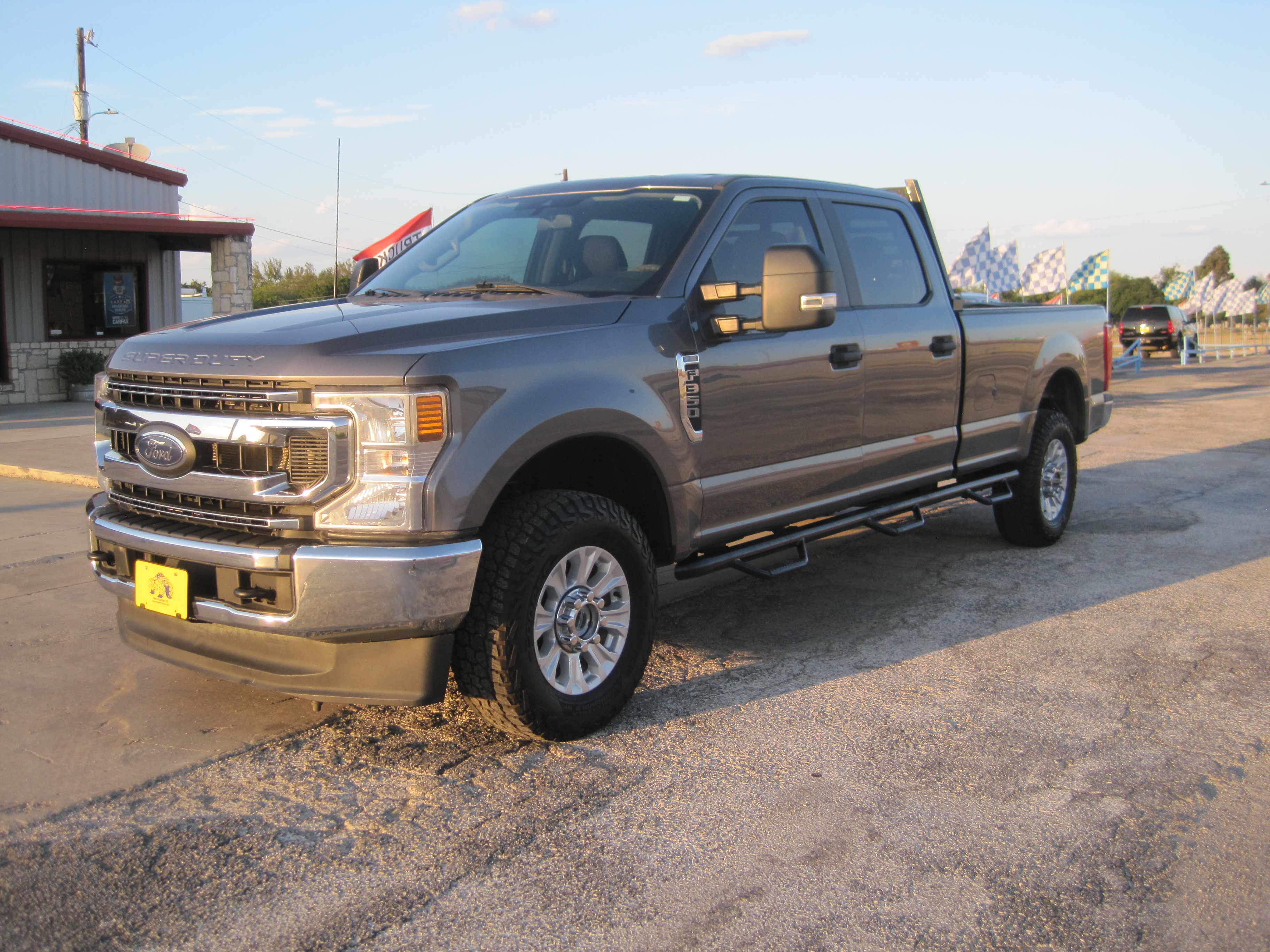 2022 Ford F-350 Crew Cab*7.3L V-8 GODZILLA GAS ENGINE*LWB*XL*STX*FX4*4x4*18" Alloys*Cooper A/T's*1 Owner*Nice !!