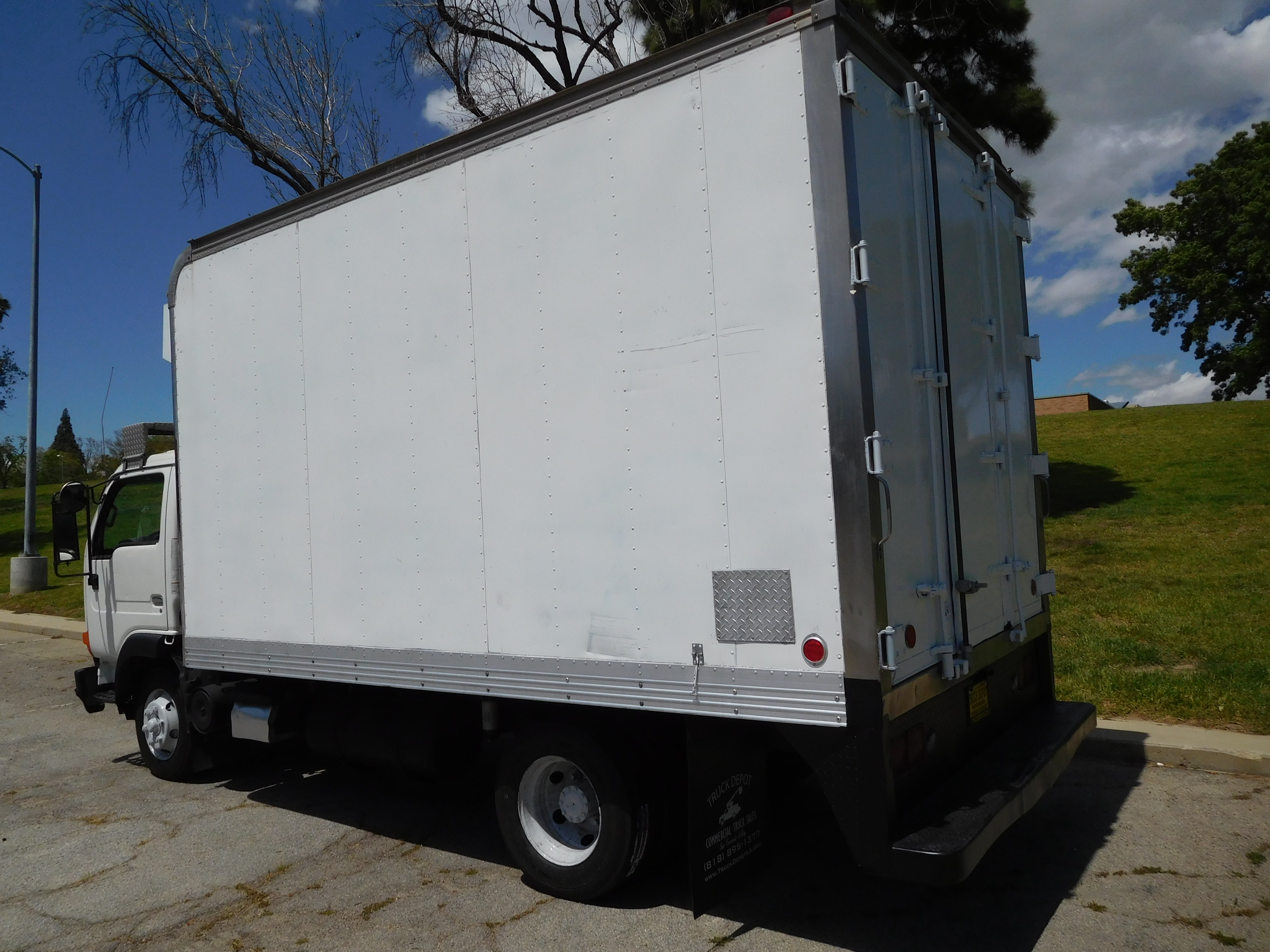 2000 white nissan ud 1800 cs truck depot rh truckdepotofla com 1992 Nissan Ud 1800 Manual Nissan UD 1400 Join Lines