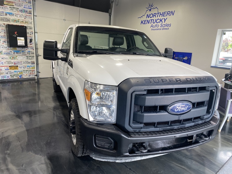 2012 Ford F-250 Super Duty - Single Rear Wheel XL