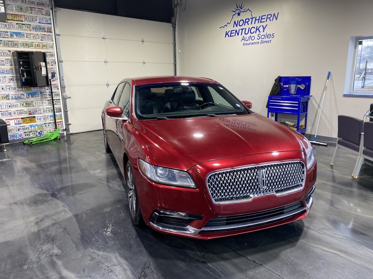 2018 Lincoln Continental Premier