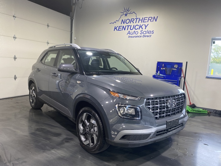 2026 Hyundai Venue SEL, SEL w/ 2-Tone Roof