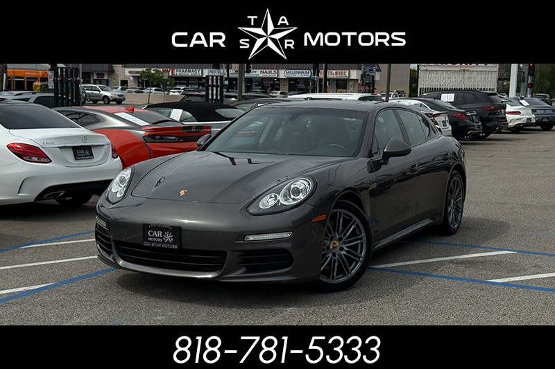 2016 Porsche Panamera Base (2WD), 4 (4WD)