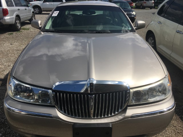 3D Auto Sales >> 1999 Gold Lincoln Town Car 3d Auto Sales 3D Auto Sales >> 1999 Gold Lincoln Town Car 3d Auto Sales