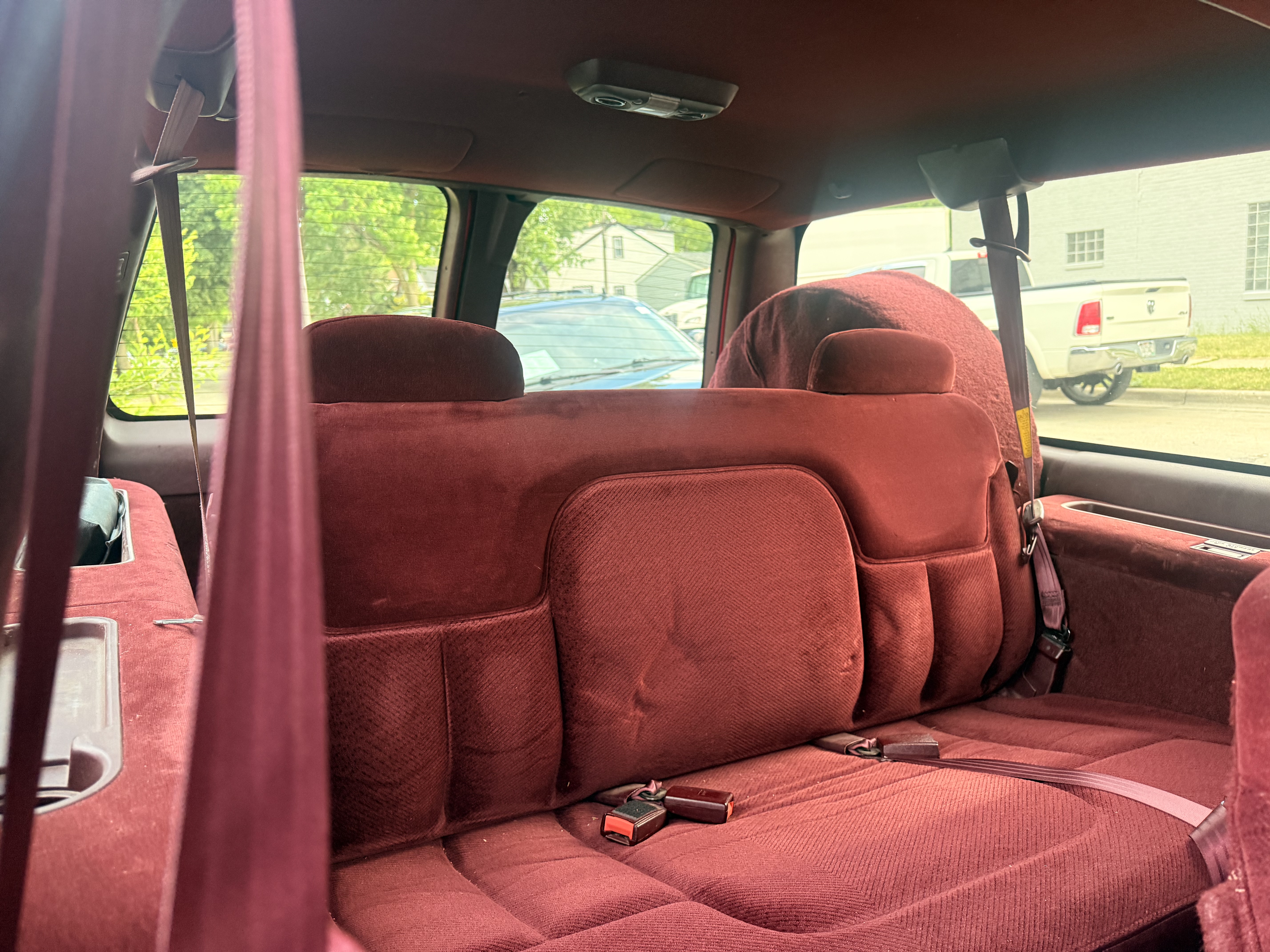 1998 Chevrolet Suburban Base - Photo 6