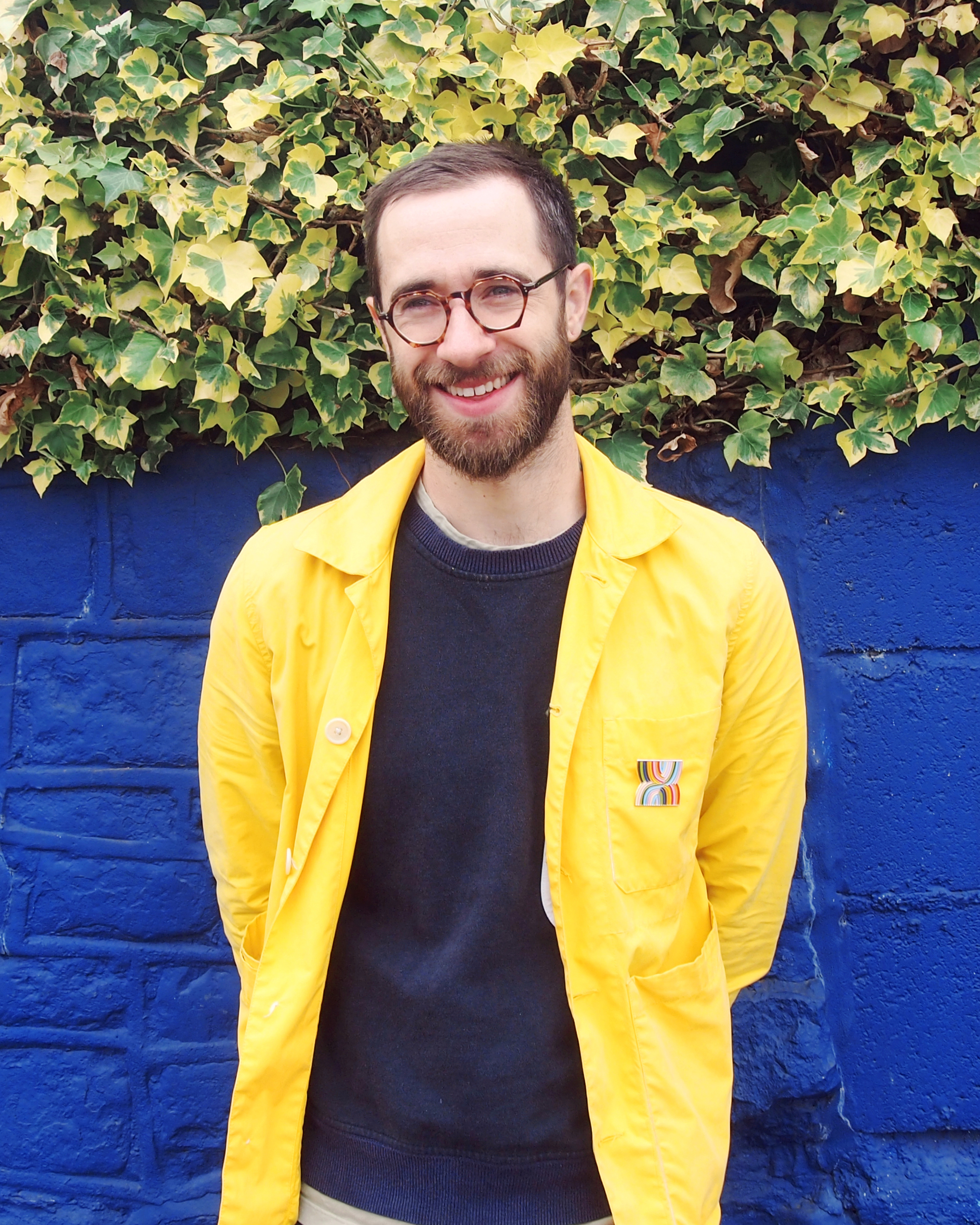 About the Artist - William Luz