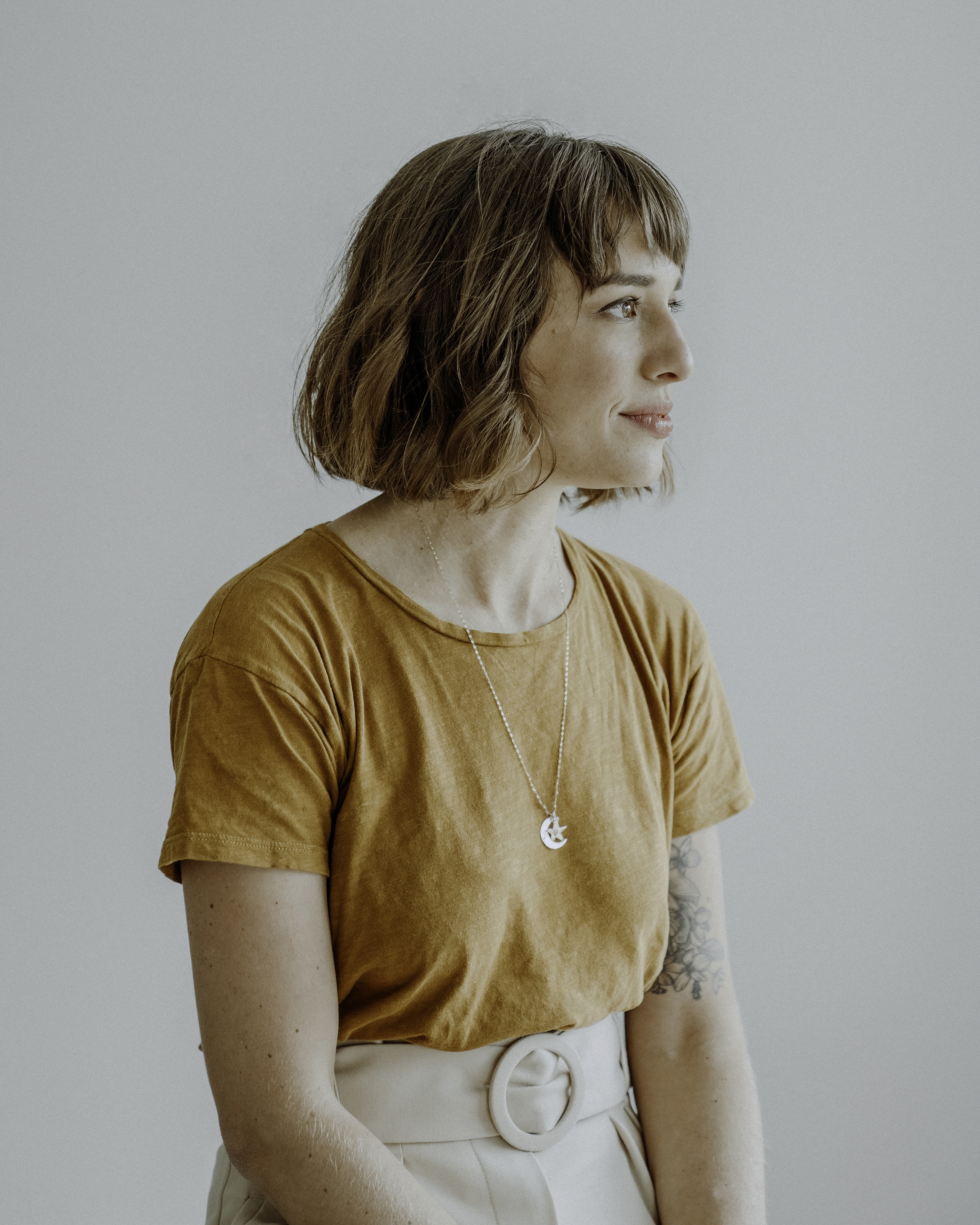 About the Artist - Hayley Sheldon