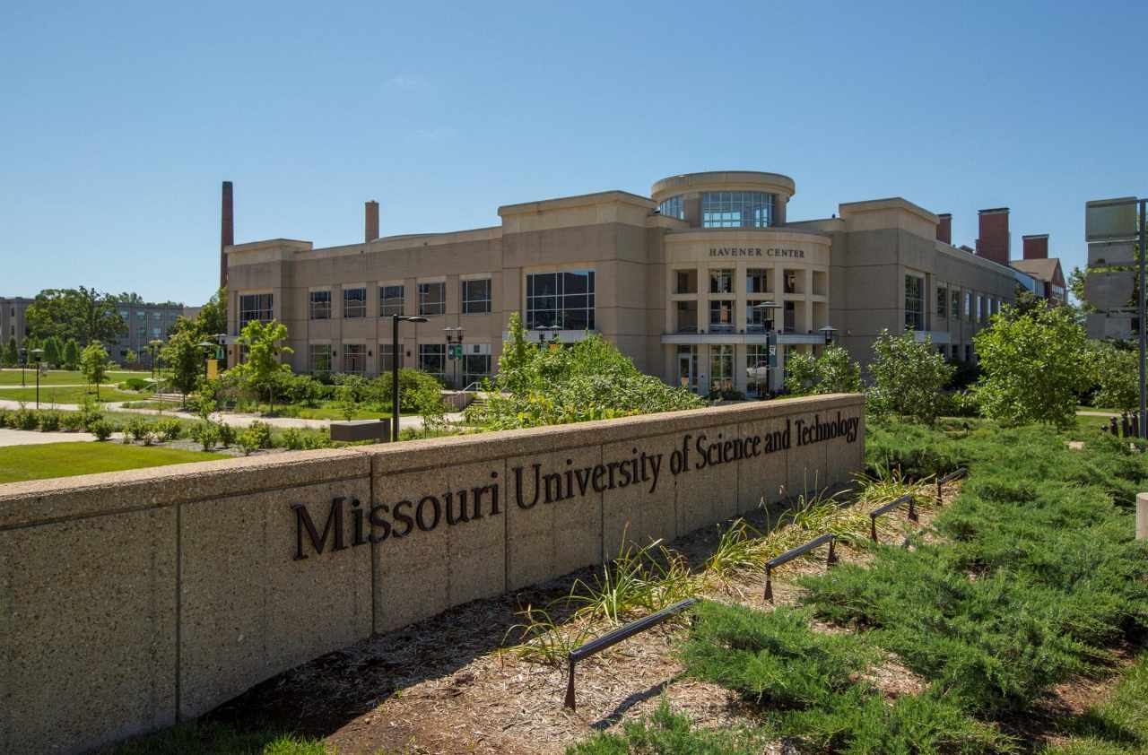 Students attending University of Missouri STEM education, Engineering innovation