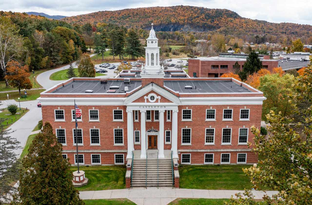 Experience Castleton University in Virtual Reality. Press Alt plus A ...