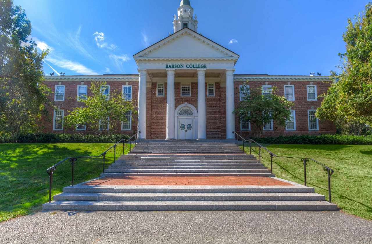 Experience Babson College in Virtual Reality. Press Alt plus A for