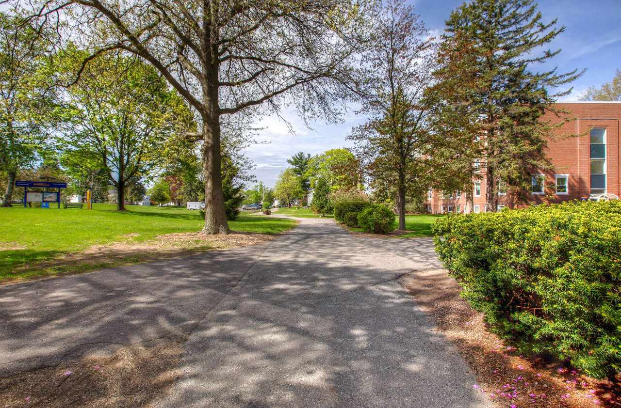 Experience University of Southern Maine Portland in Virtual Reality. Experience University of Southern Maine Portland in Virtual Reality.