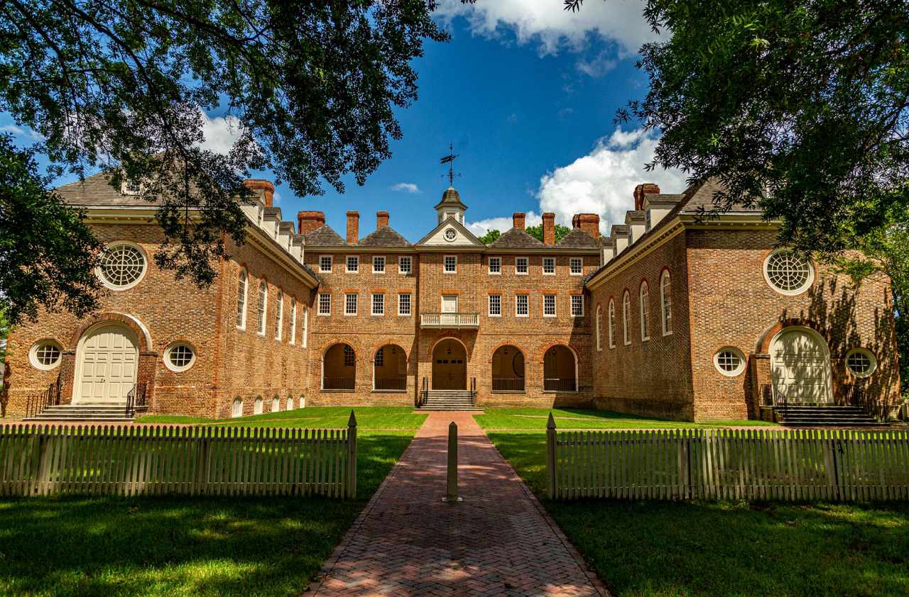 Experience William & Mary Main Campus in Virtual Reality.
