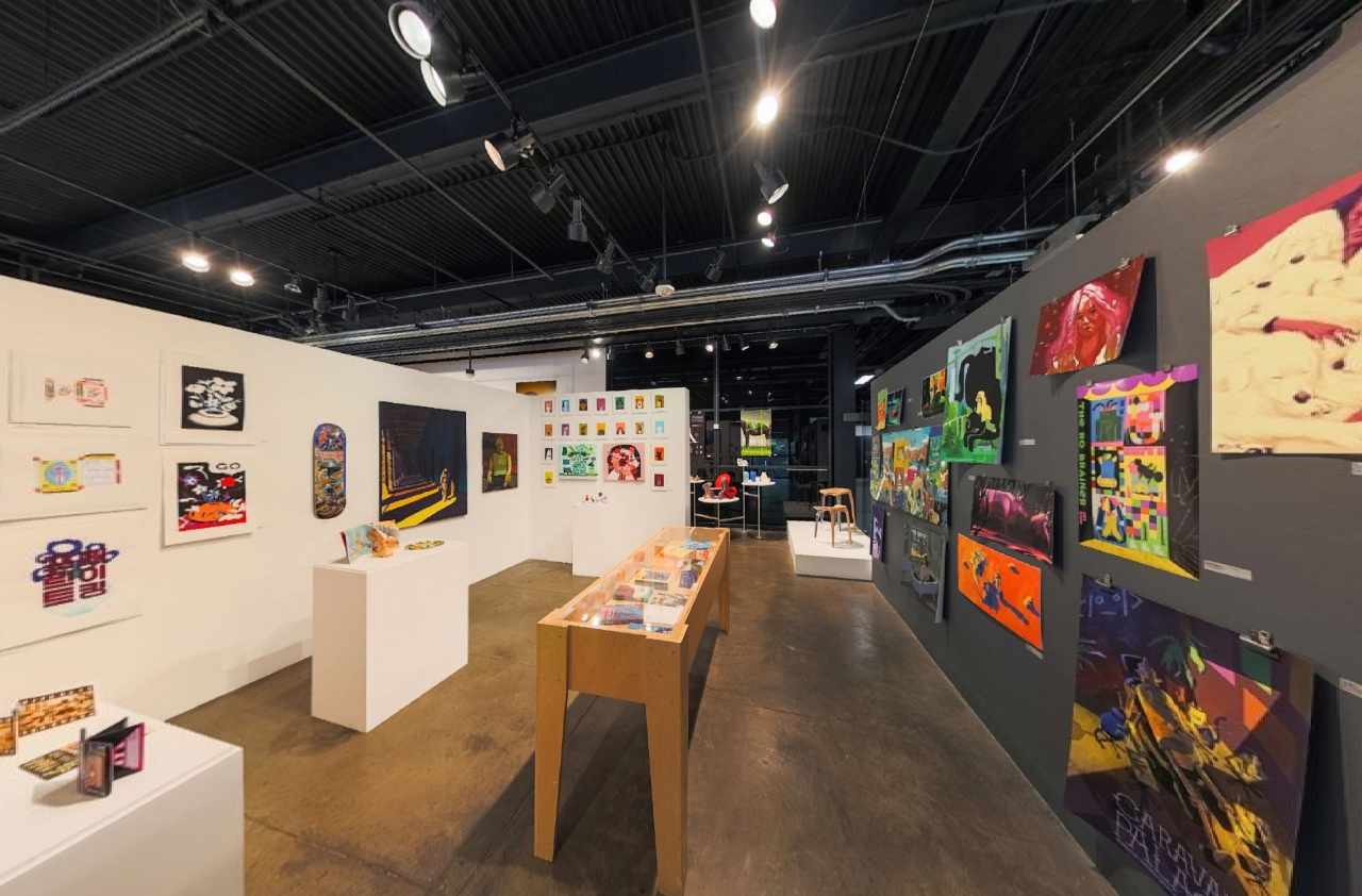 Experience ArtCenter College of Design in Virtual Reality. Press Alt ...