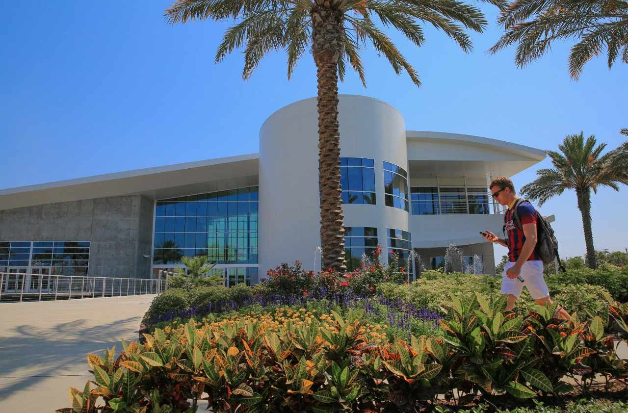 Experience Embry Riddle Aeronautical University Daytona Beach In experience-embry-riddle-aeronautical-university-daytona-beach-in