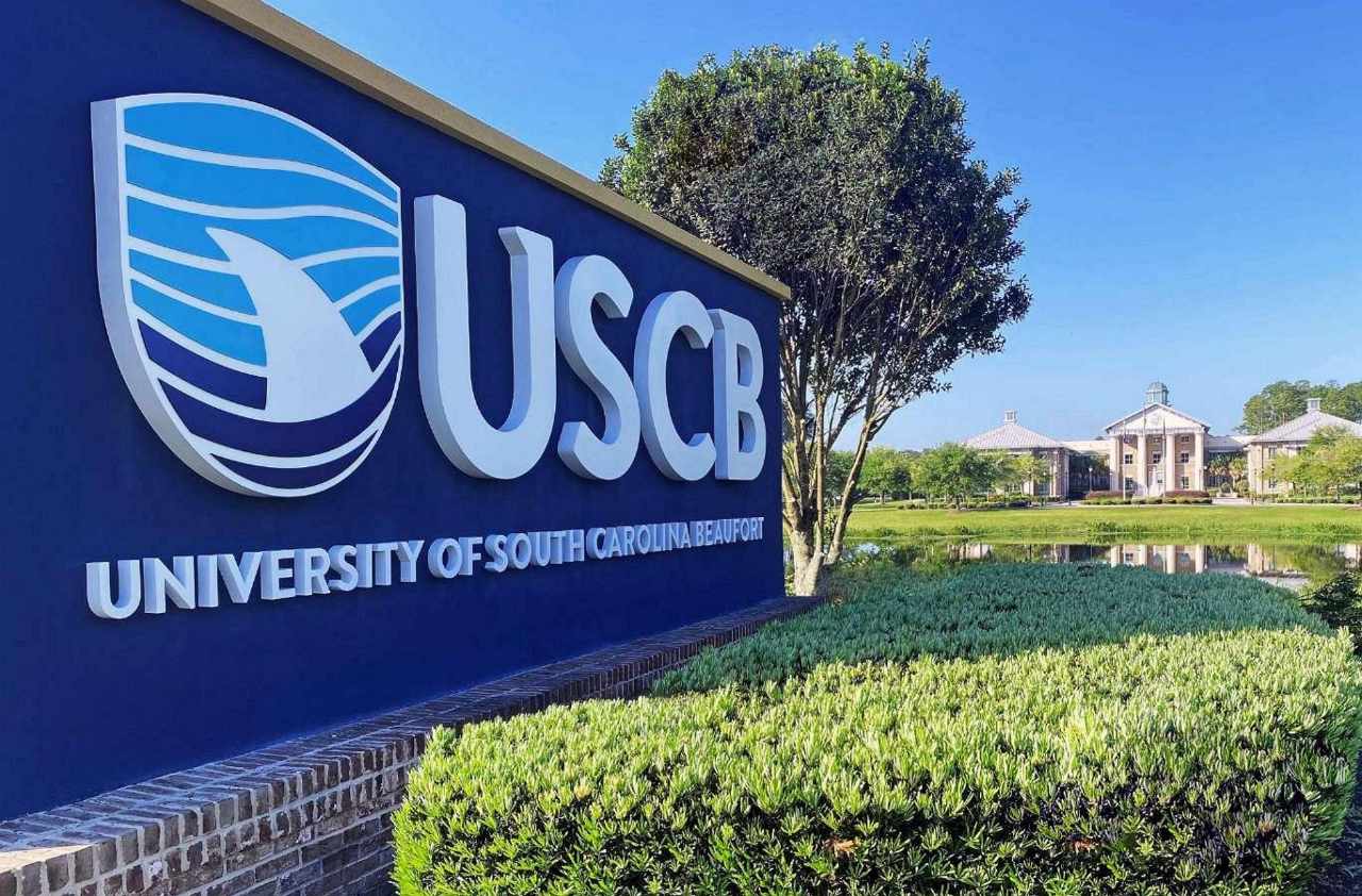Experience University of South Carolina Beaufort in Virtual Reality.