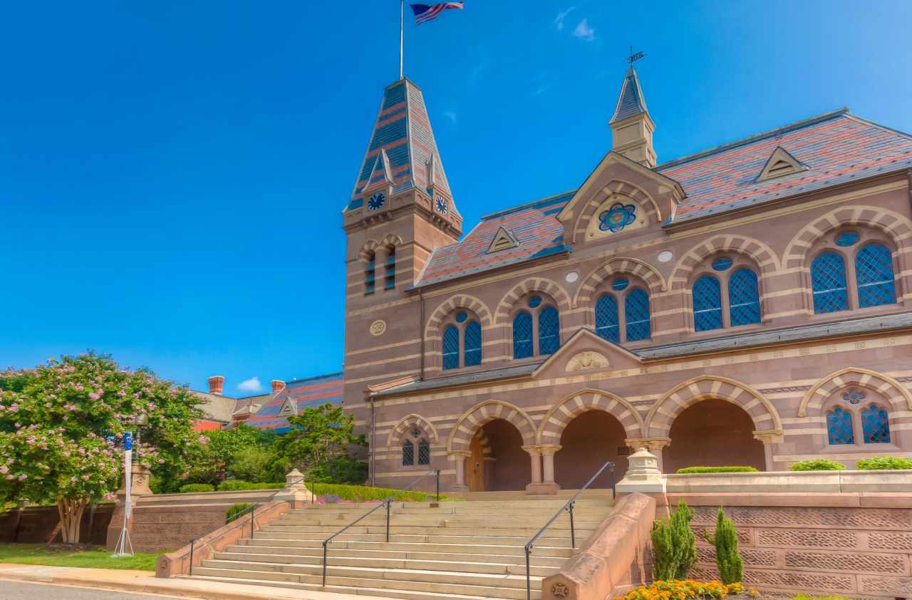 Experience Gallaudet University in Virtual Reality