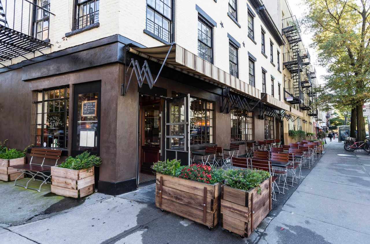 Experience Frankies Spuntino in Virtual Reality