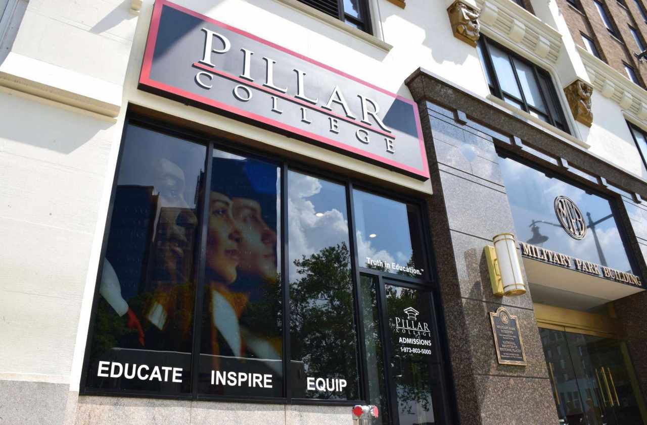 Experience Pillar College in Virtual Reality.