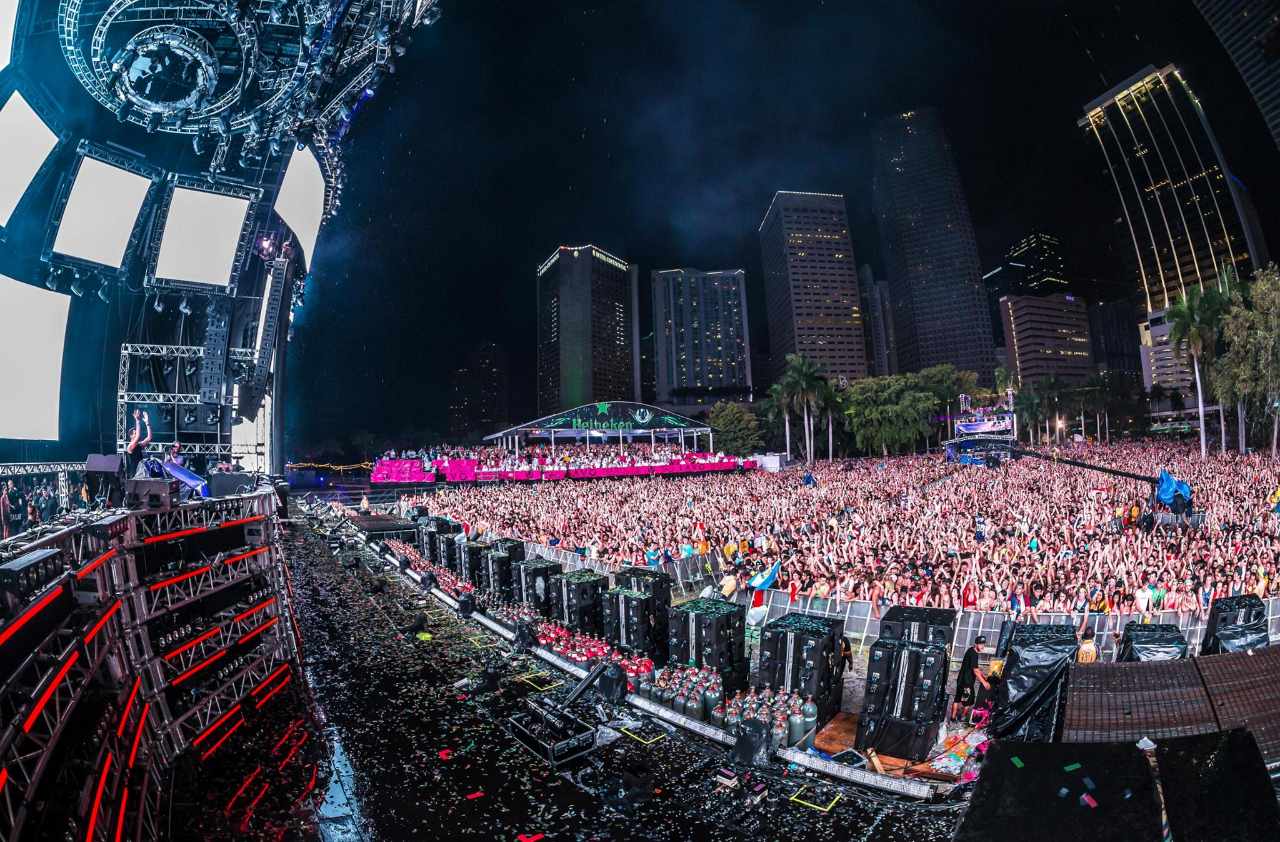 Experience Ultra Miami Music Festival 2015 in Virtual Reality.