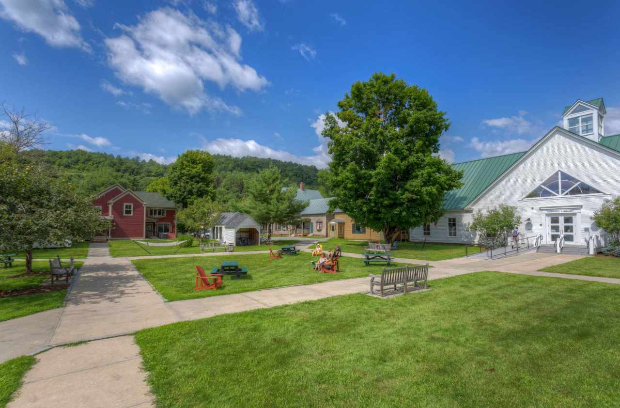 Experience Vermont Law School in Virtual Reality.