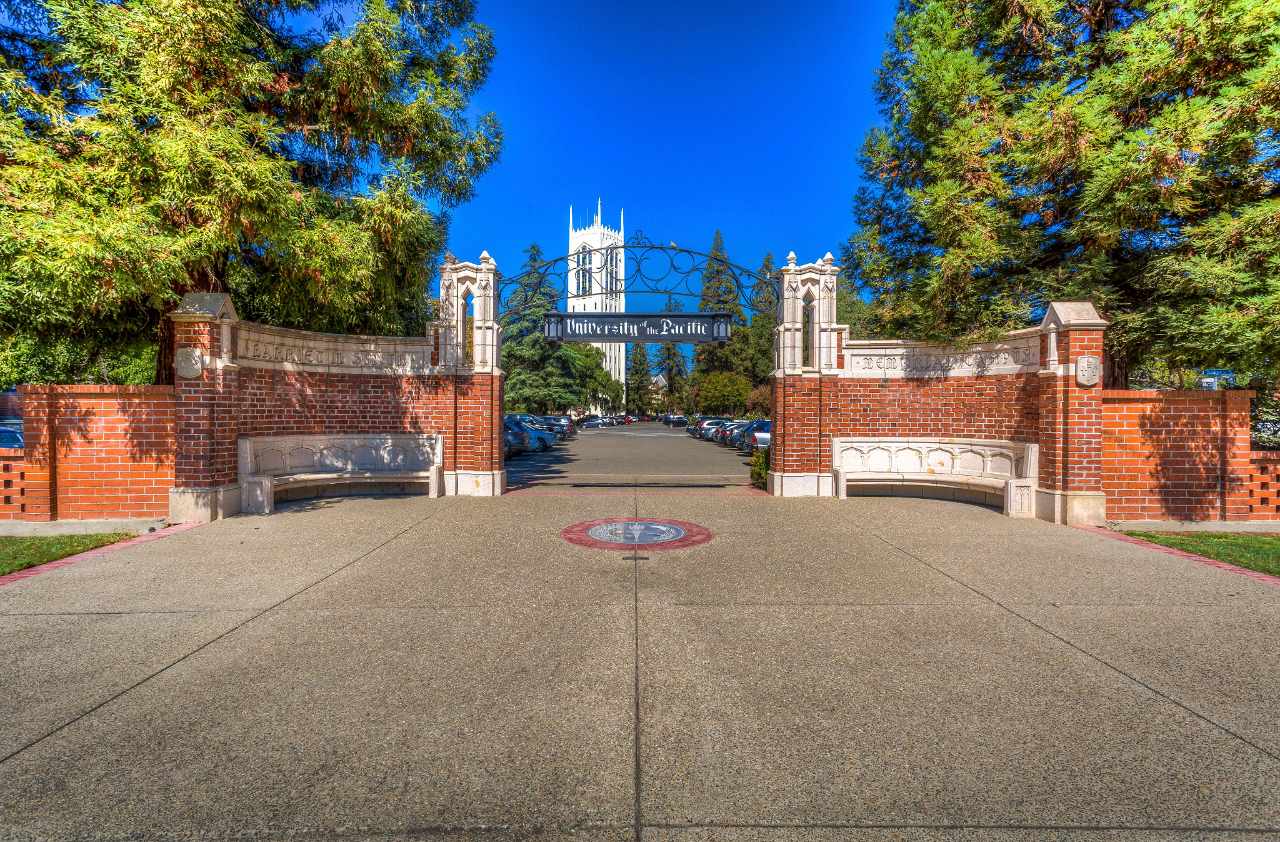 Experience University of the Pacific in Virtual Reality.