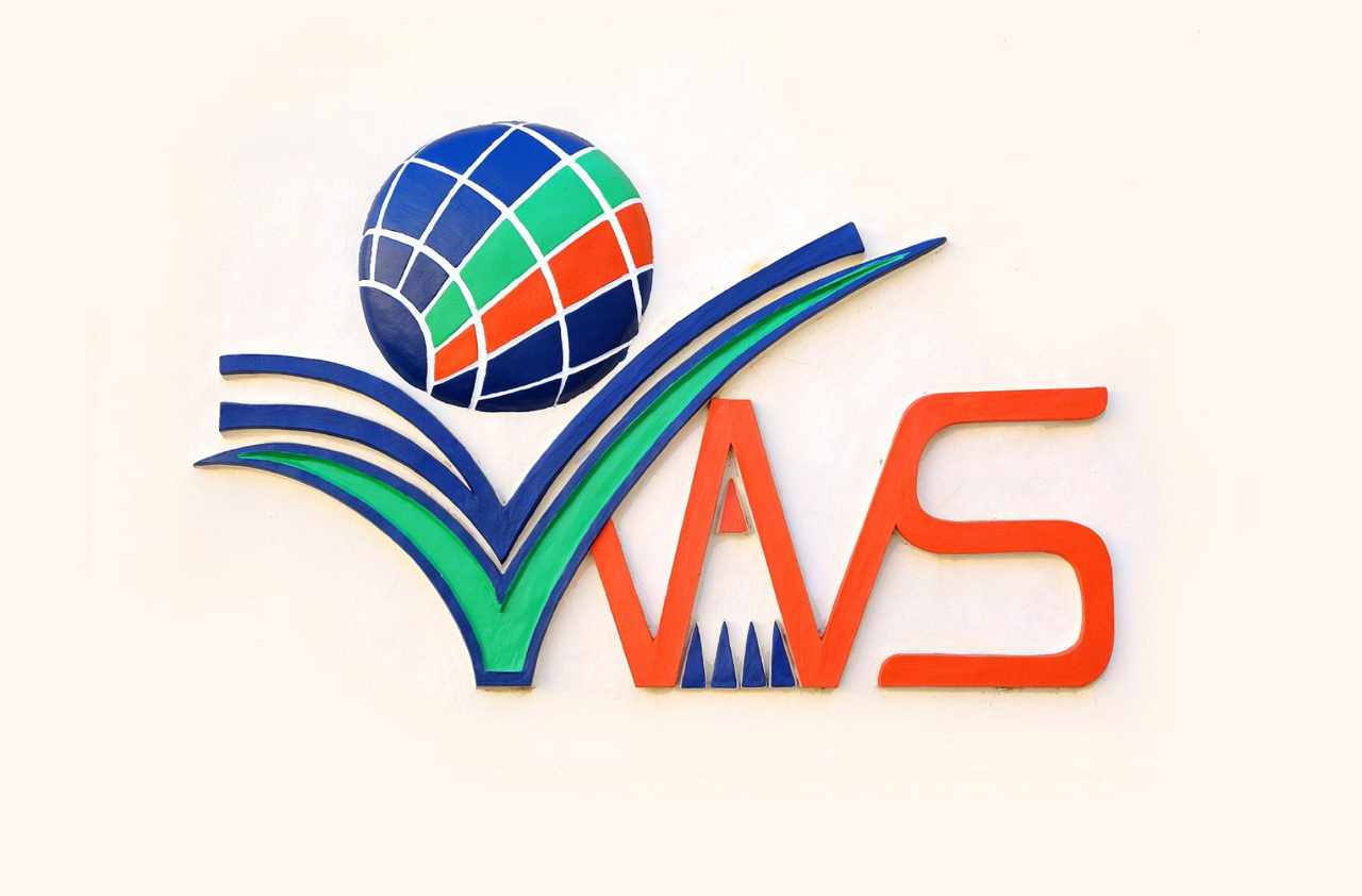 Experience REEDS WORLD SCHOOL in Virtual Reality.