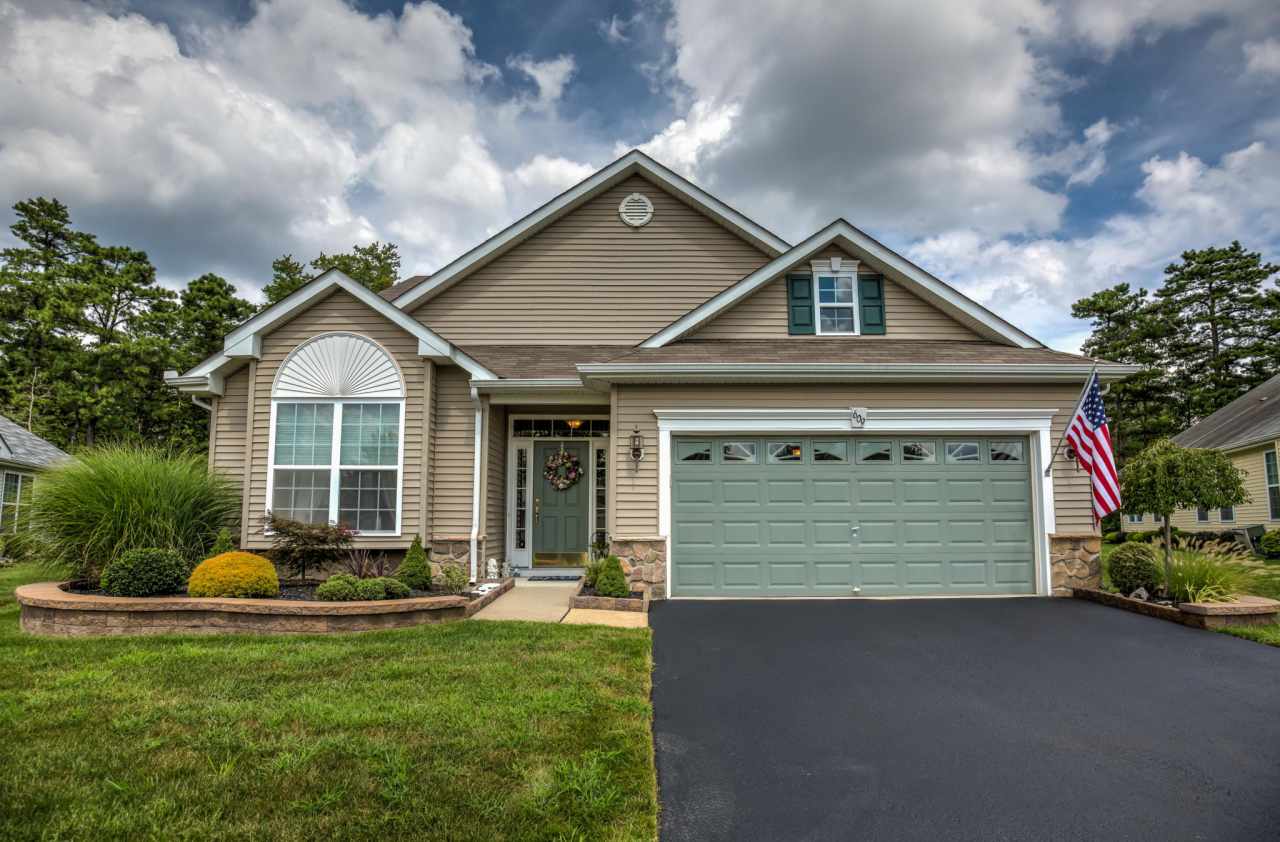 Experience 609 Timberline Lane, Whiting NJ in Virtual Reality.