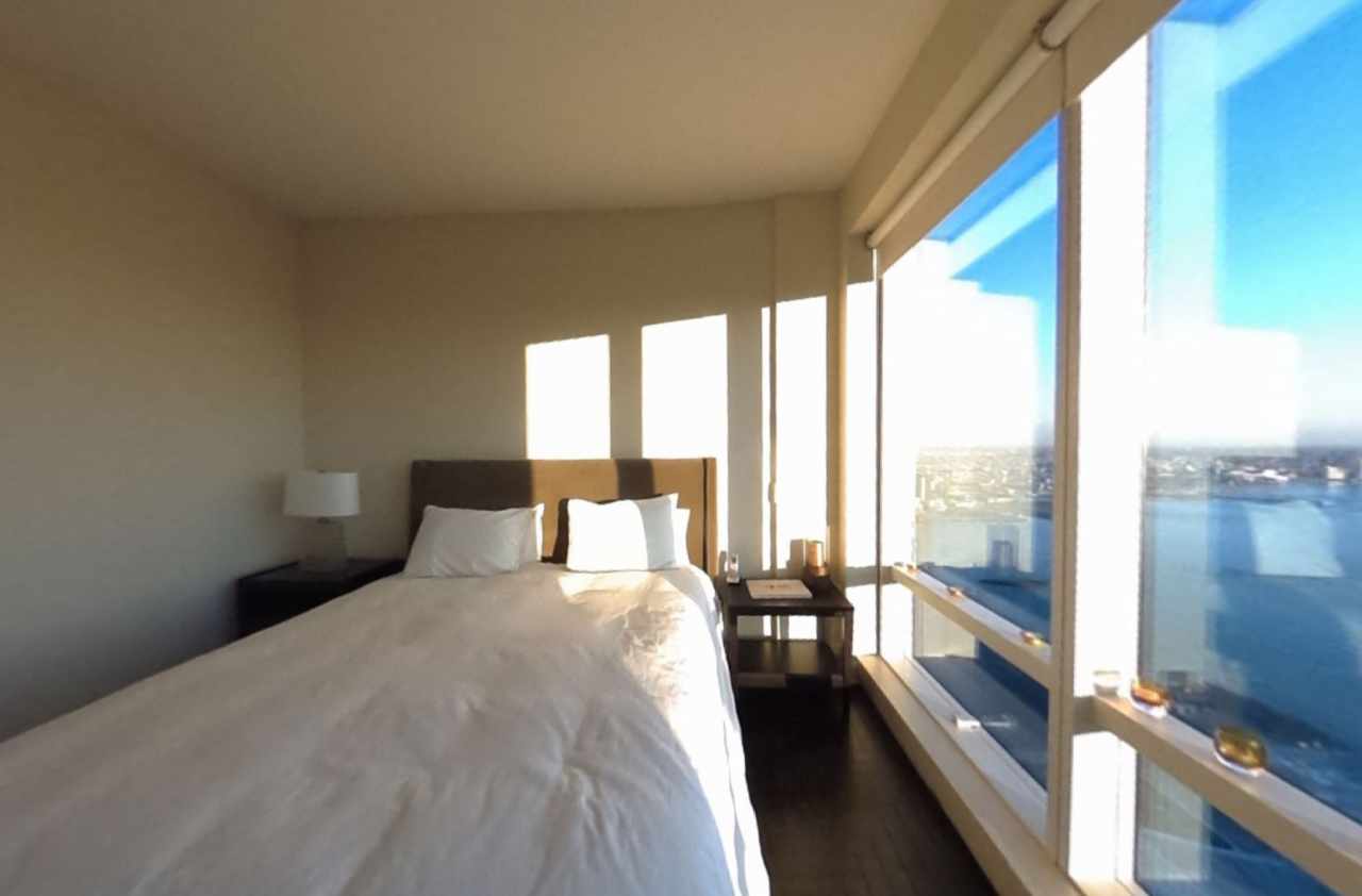 Experience NYC Apartment in Virtual Reality.