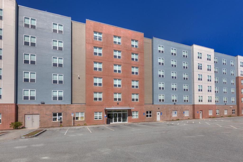 Experience UMass Lowell Residence Tour in Virtual Reality.