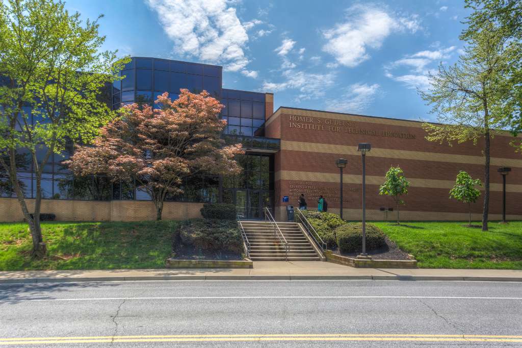 Experience Rockville Campus in Virtual Reality. Press Alt plus A for