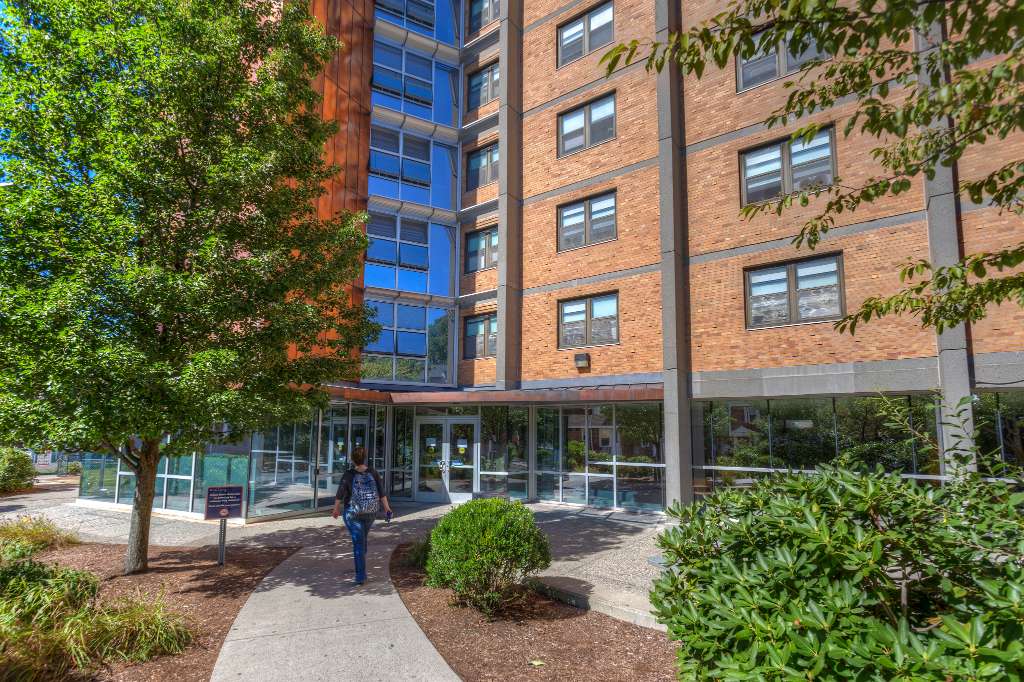 Experience Salem State University in Virtual Reality.